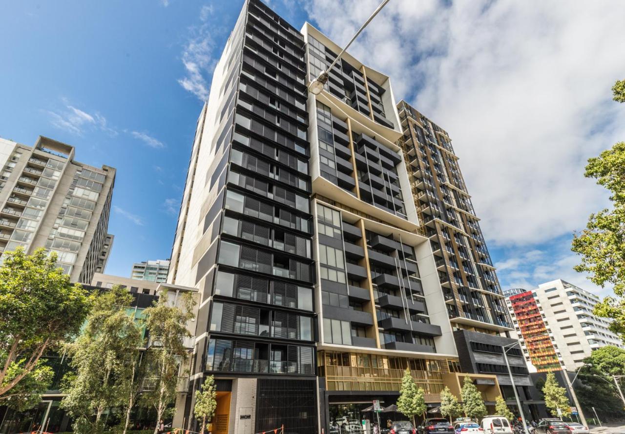 Saint Domain Aparthotel Melbourne Exterior photo